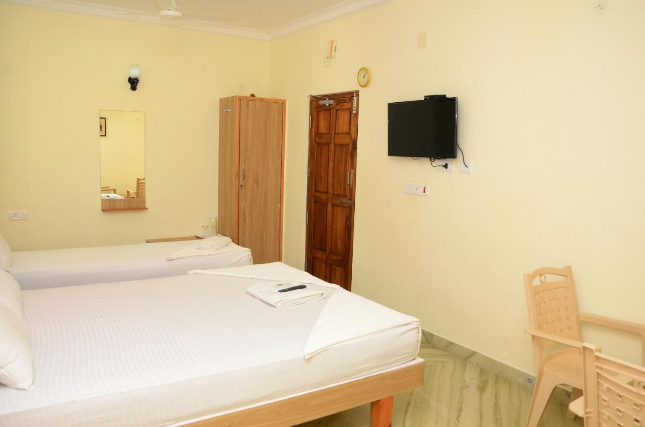 Hari Iyer Residency Hotell Tiruchchendūr Eksteriør bilde