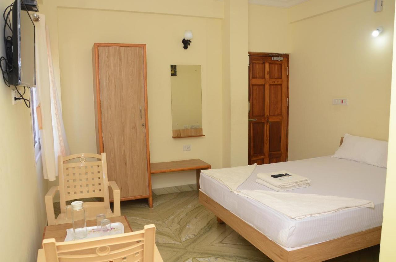Hari Iyer Residency Hotell Tiruchchendūr Eksteriør bilde