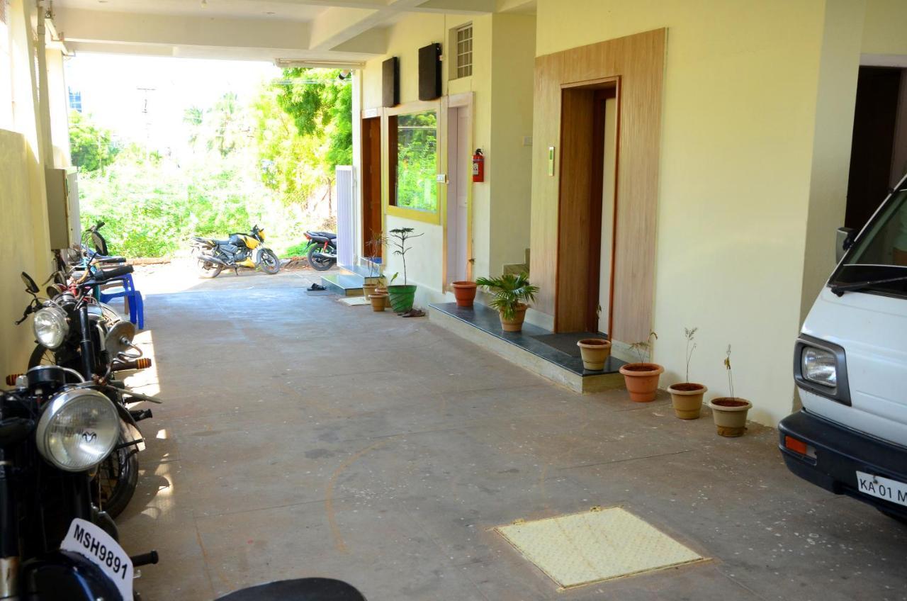 Hari Iyer Residency Hotell Tiruchchendūr Eksteriør bilde